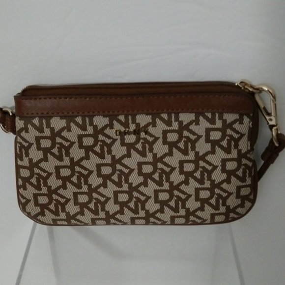 DKNY Donna Karen Bryan Item Wristlet Clutch Bag Brown - Picture 5 of 11